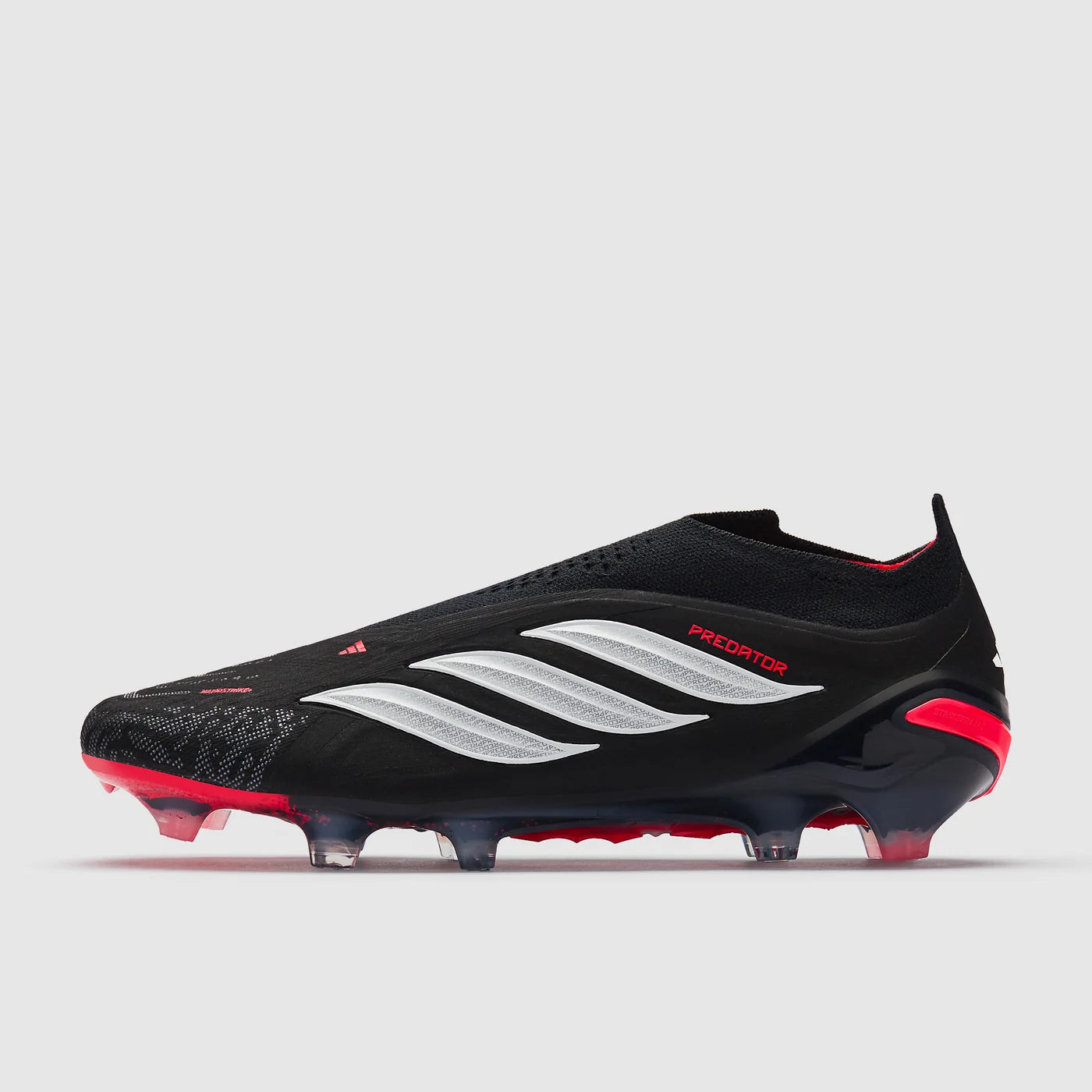 ADIDAS PREDATOR ELITE LACELESS FG WC26