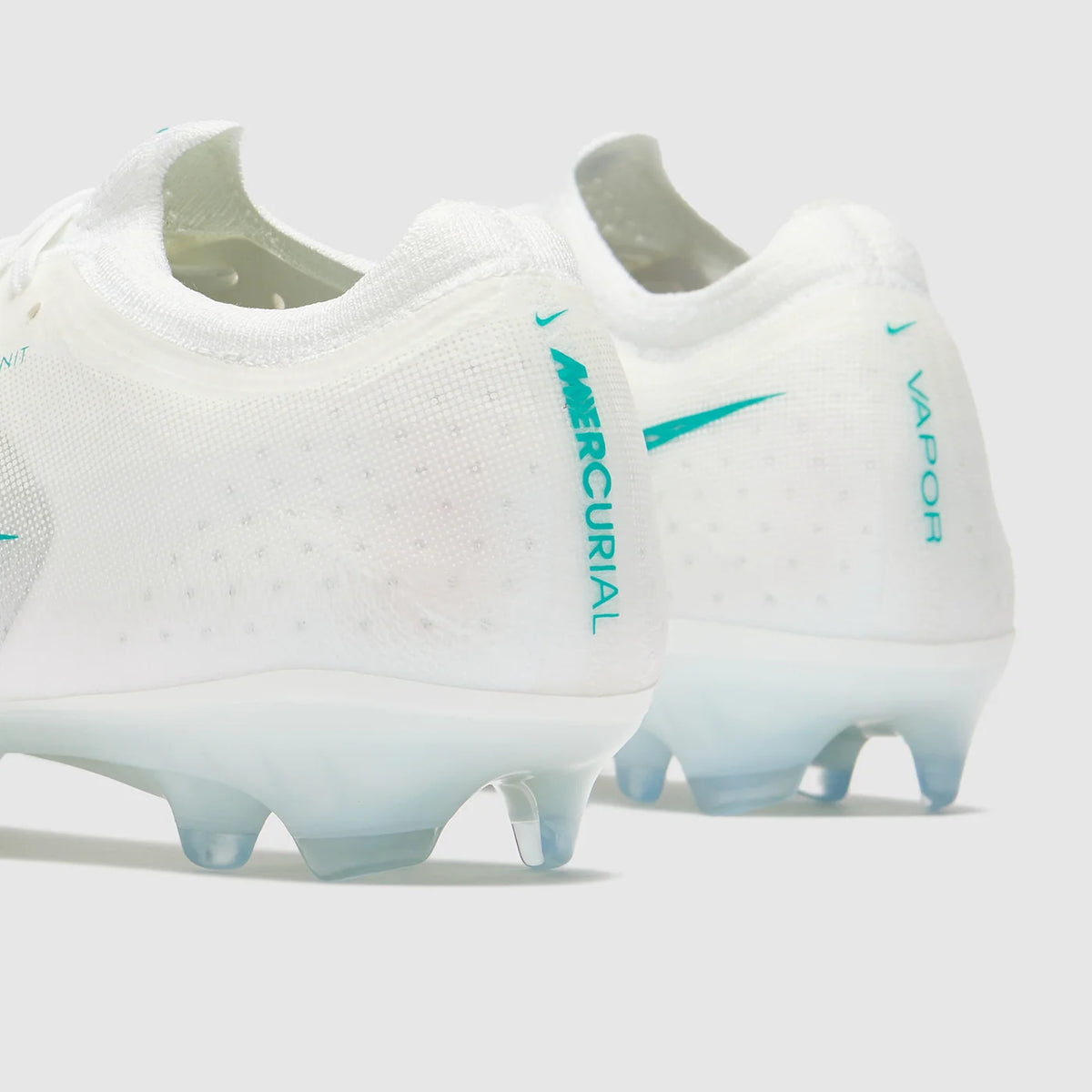 NIKE AIR ZOOM MERCURIAL VAPOR FLYKNIT ELITE FG