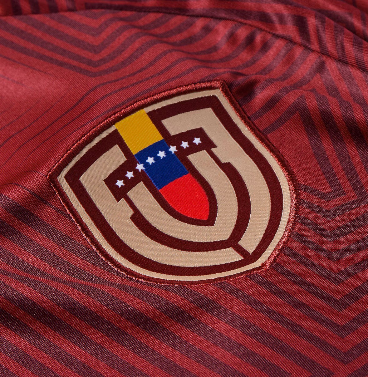 חולצת בית נבחרת ונצאולה מונדיאל 2026