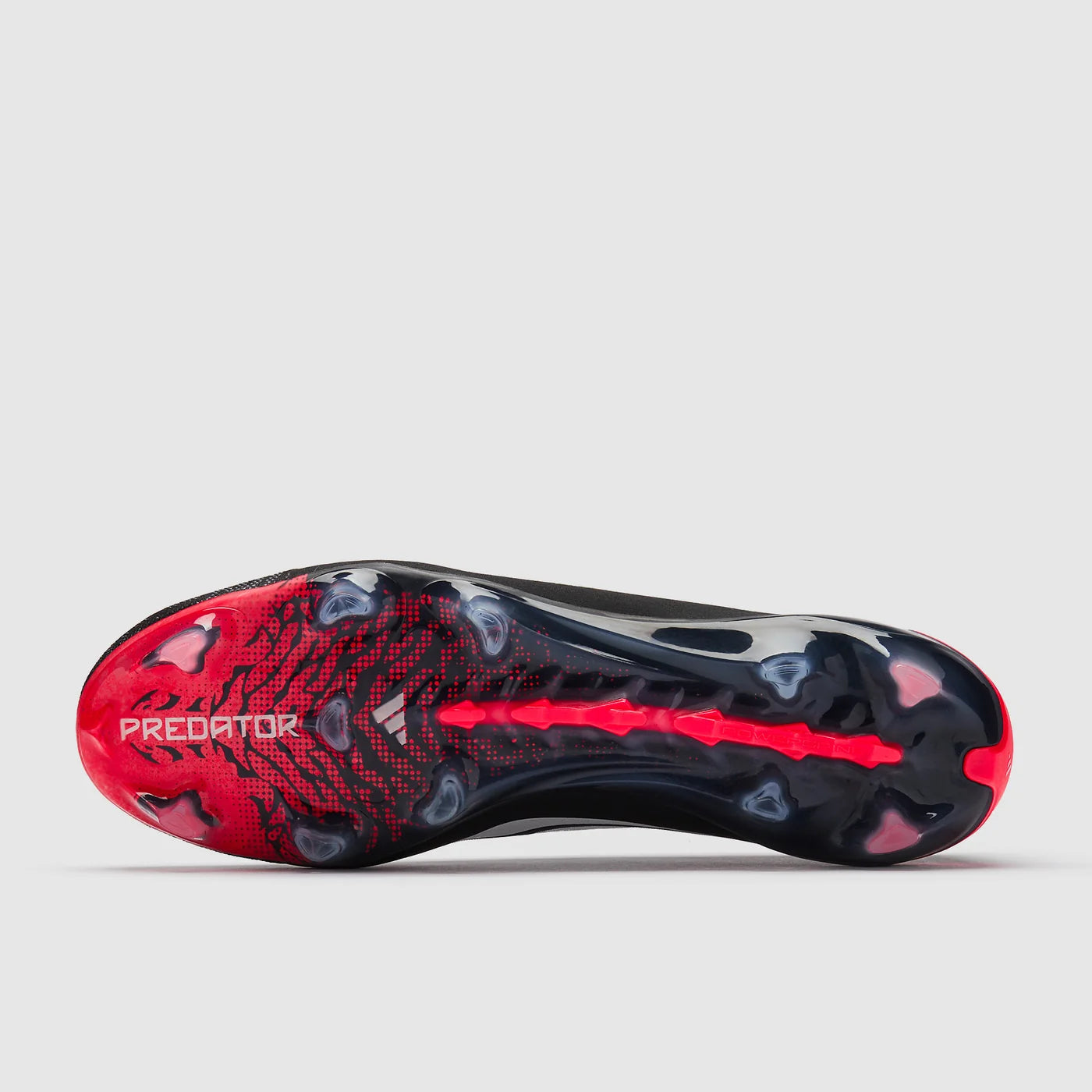 ADIDAS PREDATOR ELITE LACELESS FG WC26