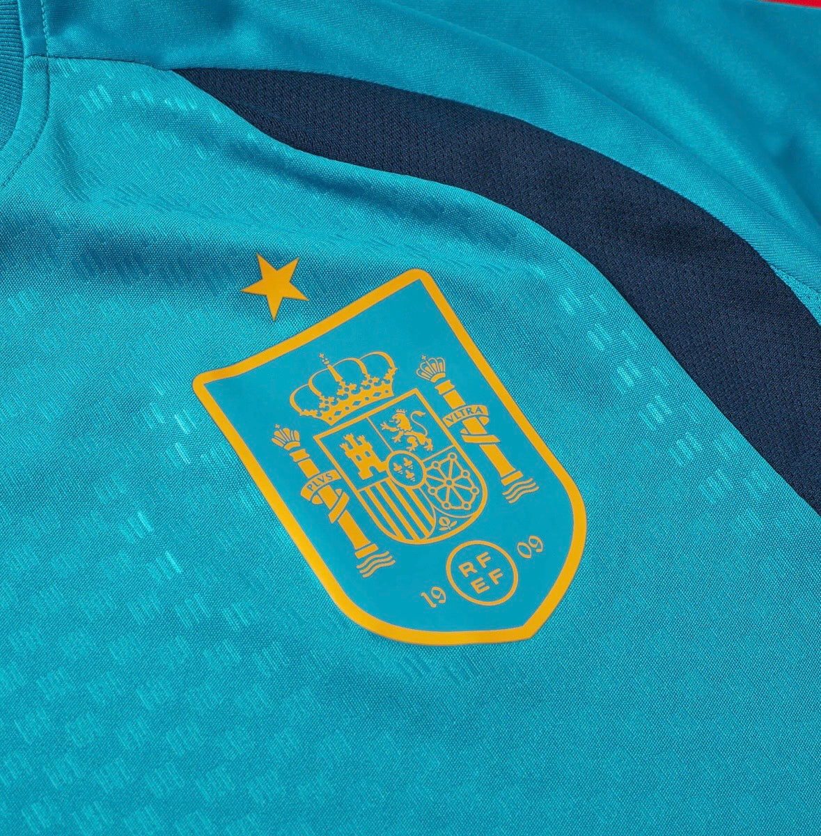 חולצת אימון נבחרת ספרד מונדיאל 2026